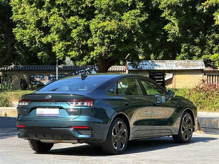 Фото 9 - Ford Mondeo