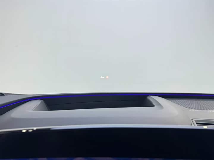 Фото 9 - Audi Q6L e-tron