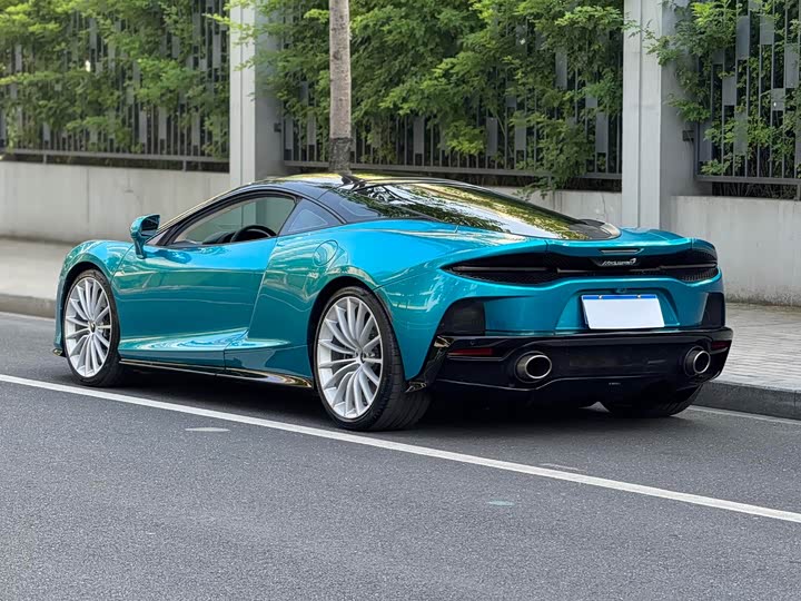 Фото 4 - McLaren GT