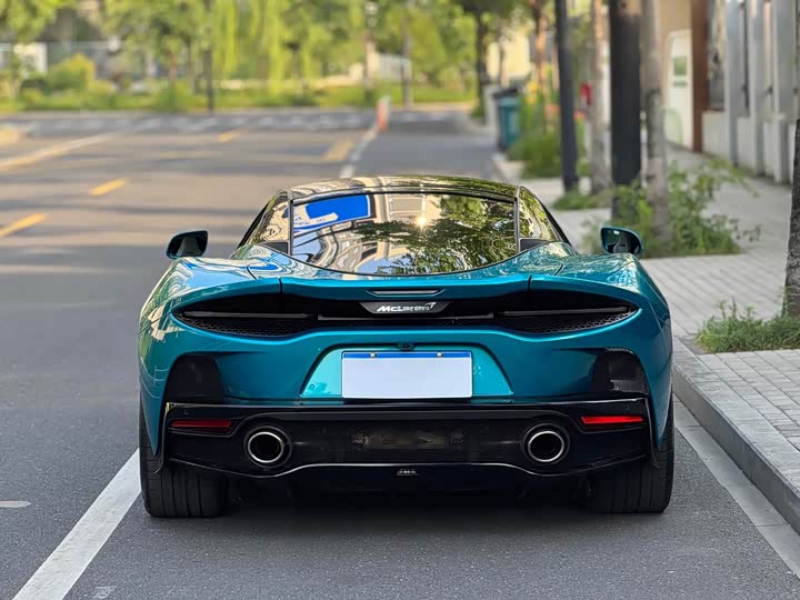 Фото 5 - McLaren GT
