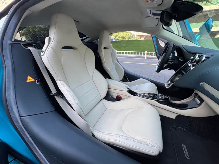 Фото 7 - McLaren GT