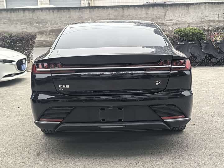 Фото 3 - BYD Han