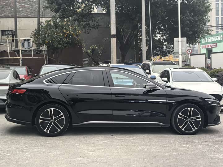 Фото 5 - BYD Han