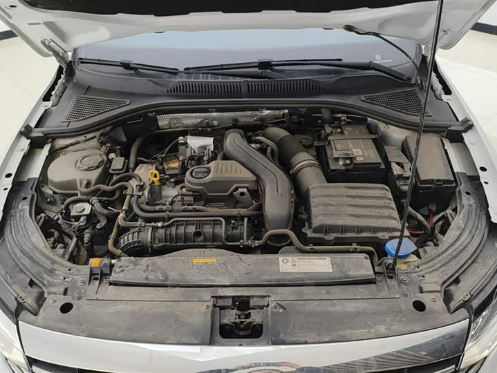 Фото 10 - Volkswagen Lavida