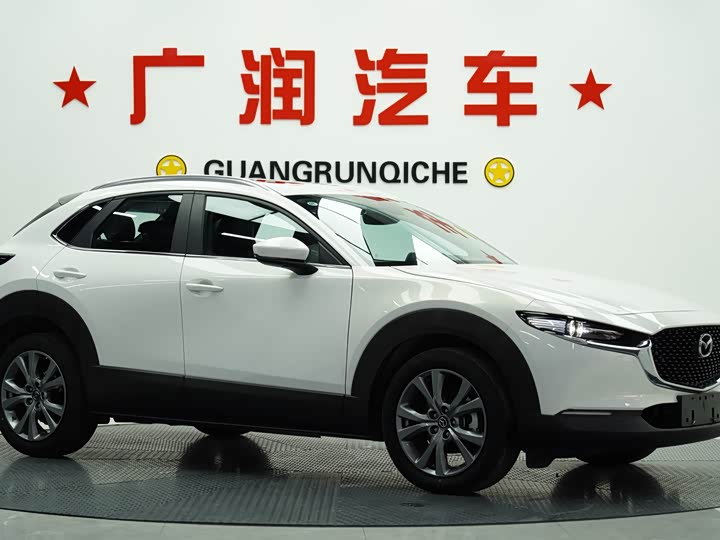 Фото 6 - Mazda CX-30