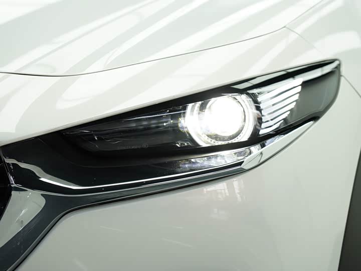 Фото 7 - Mazda CX-30