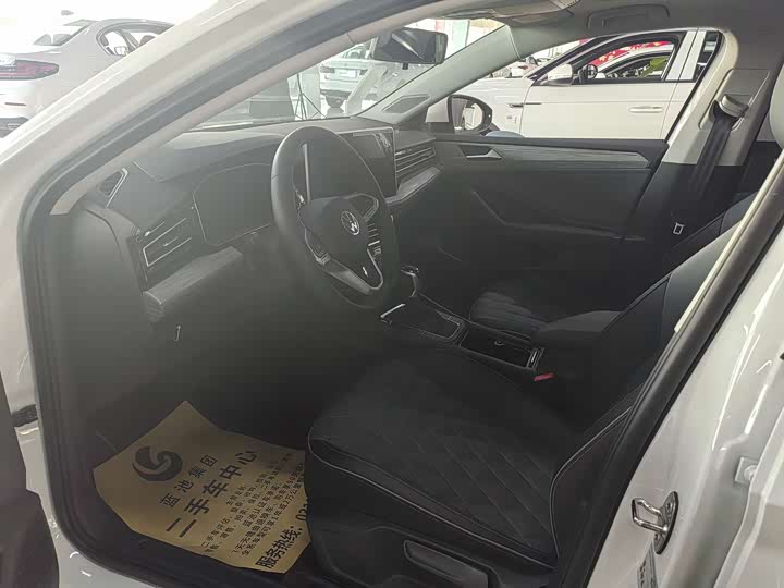 Фото 8 - Volkswagen Sagitar L