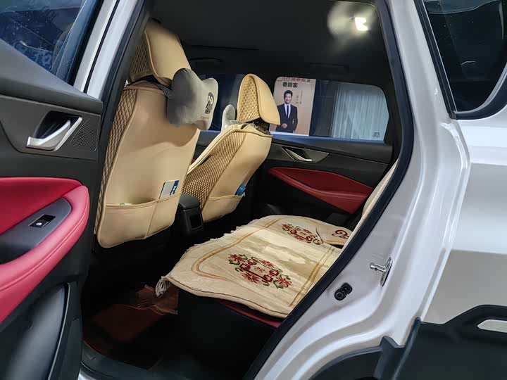 Фото 8 - Changan CS35 Plus