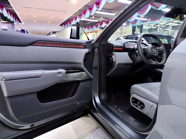 Фото 11 - Zeekr 7X