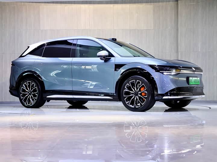 Фото 3 - Zeekr 7X