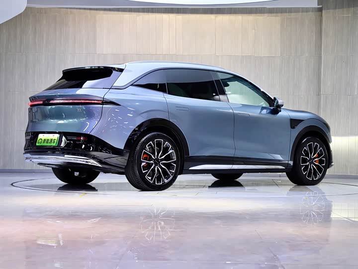 Фото 7 - Zeekr 7X