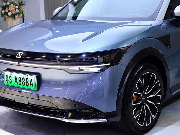 Фото 8 - Zeekr 7X