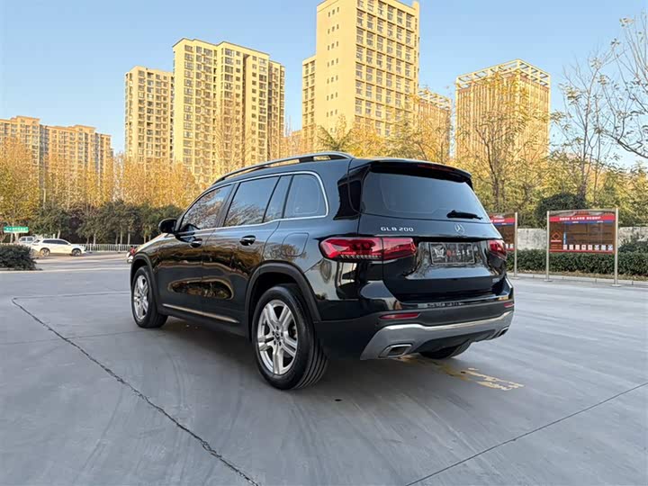 Фото 5 - Mercedes-Benz GLB-Class