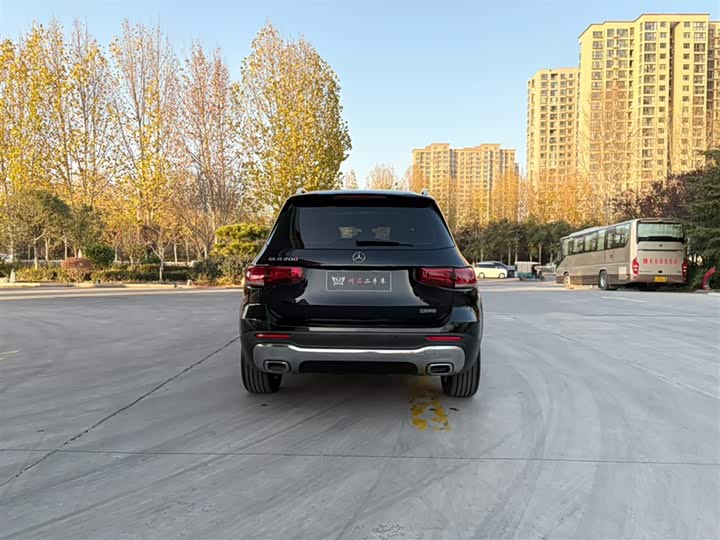 Фото 6 - Mercedes-Benz GLB-Class