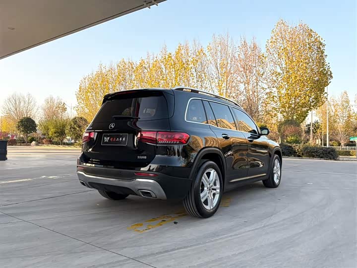 Фото 7 - Mercedes-Benz GLB-Class