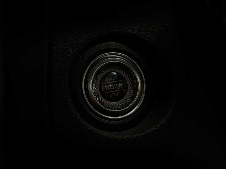 Фото 4 - Mercedes-Benz GLC-Class