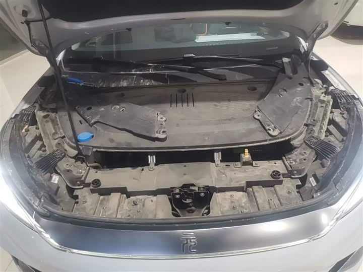 Фото 20 - BYD Yuan Plus