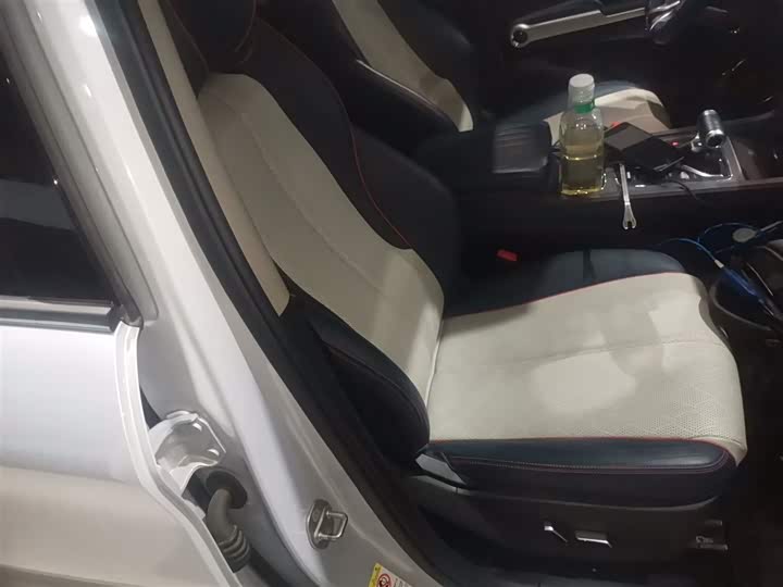 Фото 25 - BYD Yuan Plus