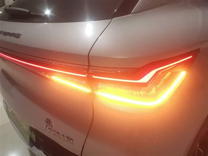 Фото 8 - BYD Yuan Plus