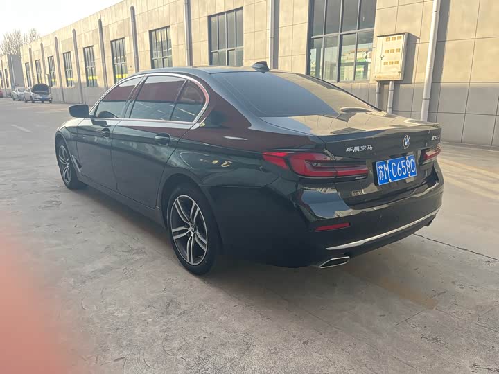 Фото 5 - BMW 5 Series