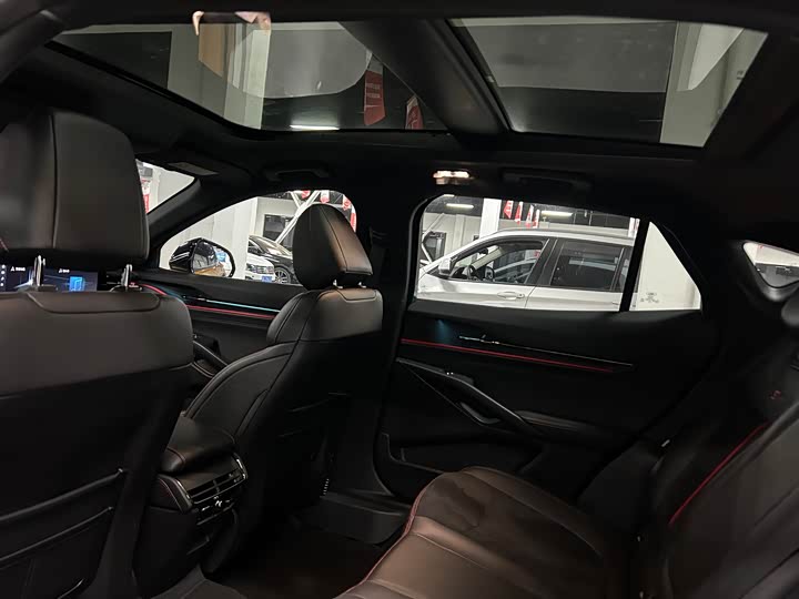 Фото 11 - Ford Mondeo