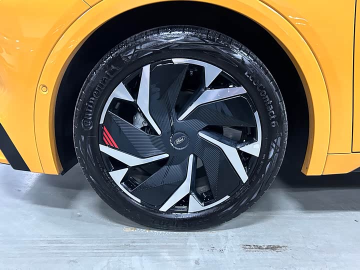 Фото 12 - Ford Mondeo