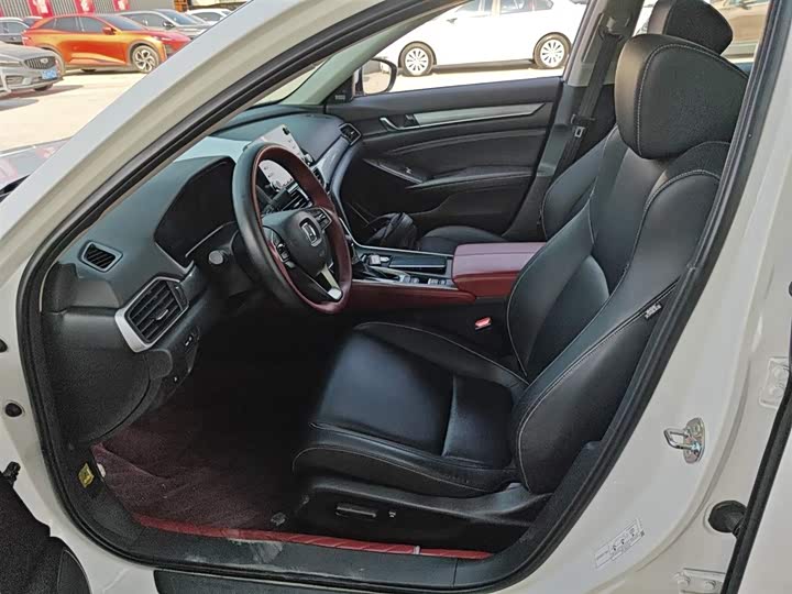 Фото 15 - Honda Inspire