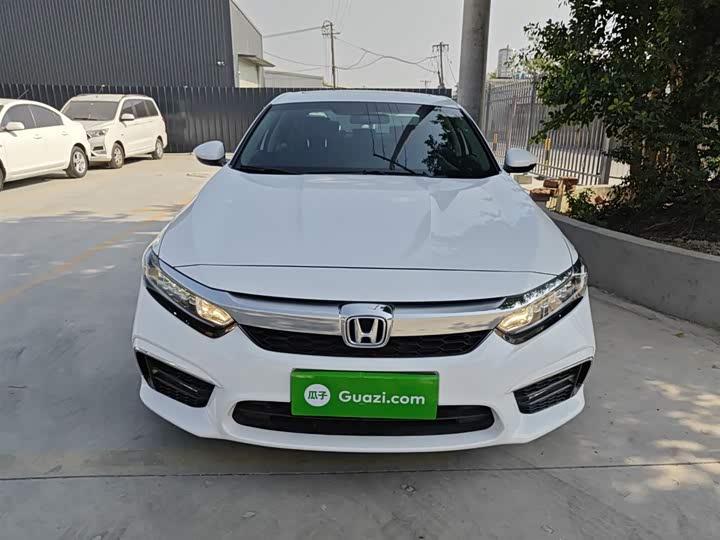 Фото 3 - Honda Inspire