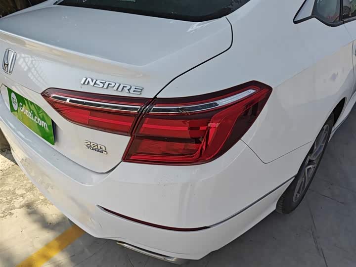 Фото 8 - Honda Inspire