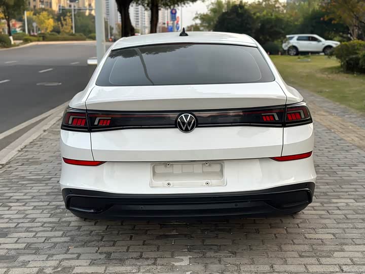 Фото 11 - Volkswagen Lamando L