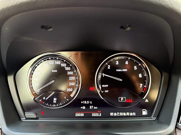 Фото 12 - BMW X2