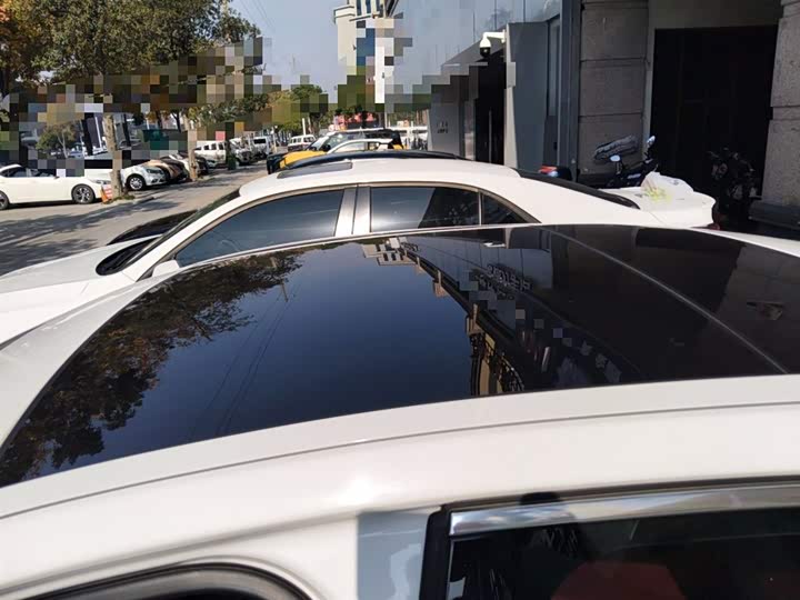 Фото 27 - Jaguar XE L