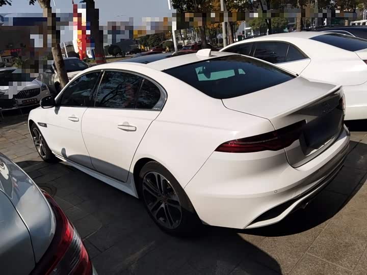 Фото 5 - Jaguar XE L