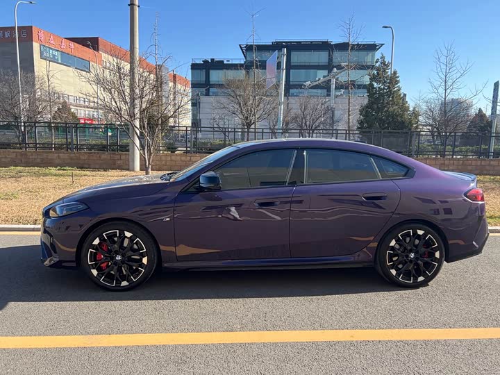 Фото 11 - BMW 2 Series