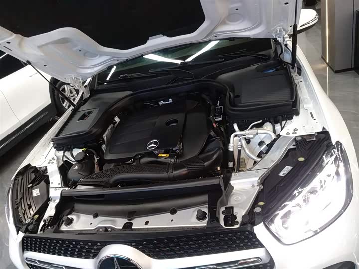 Фото 20 - Mercedes-Benz GLC-Class