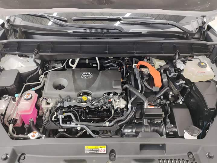 Фото 10 - Toyota Crown Kluger