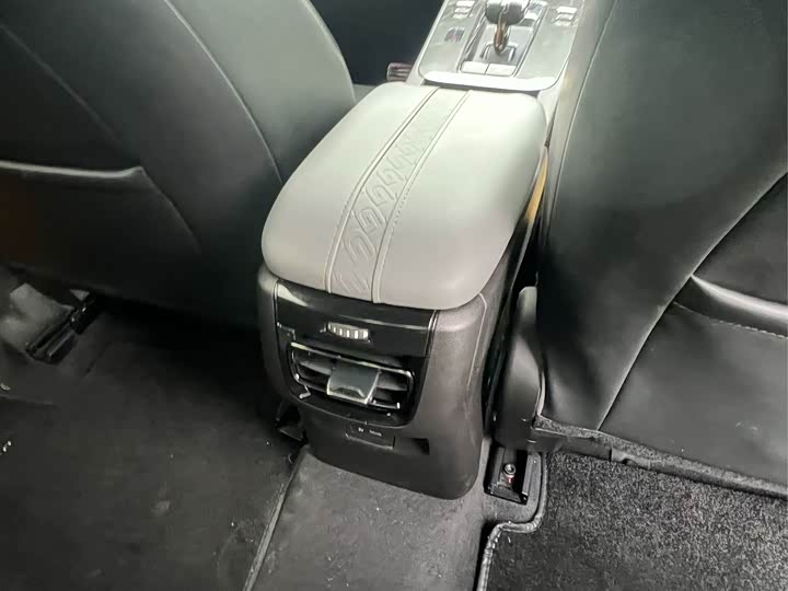 Фото 11 - GAC Trumpchi Empow R