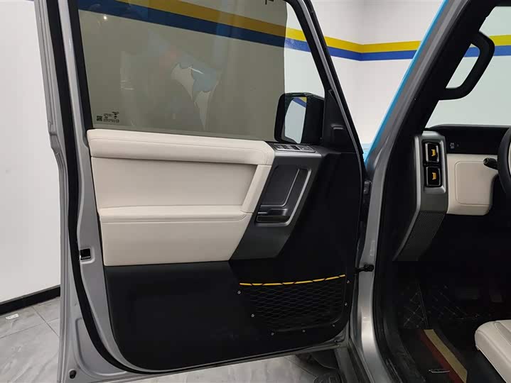 Фото 6 - Chery iCar V23