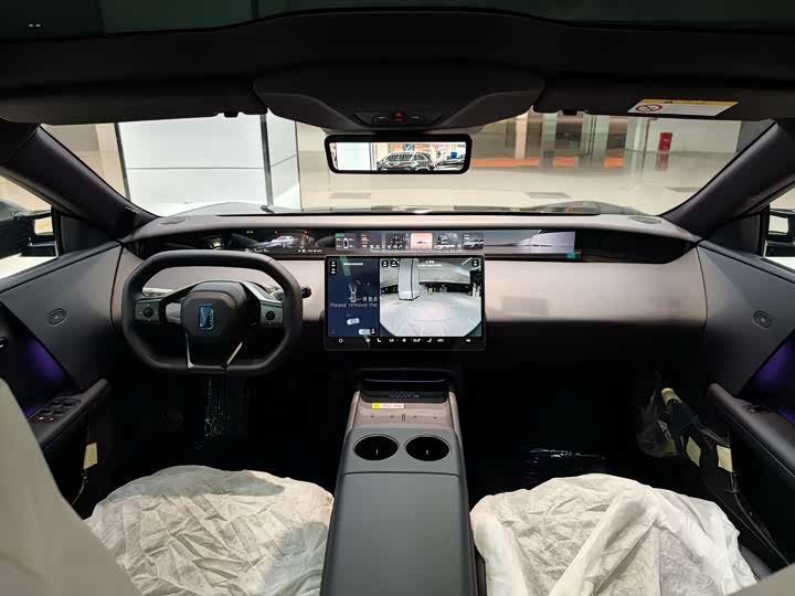 Фото 8 - Avatr 06