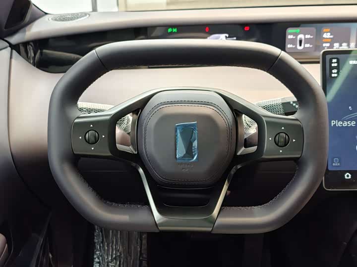 Фото 9 - Avatr 06