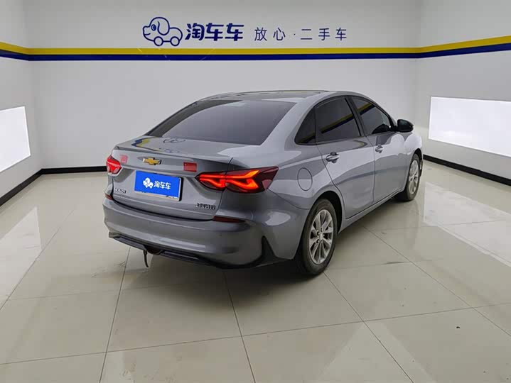 Фото 3 - Chevrolet Monza