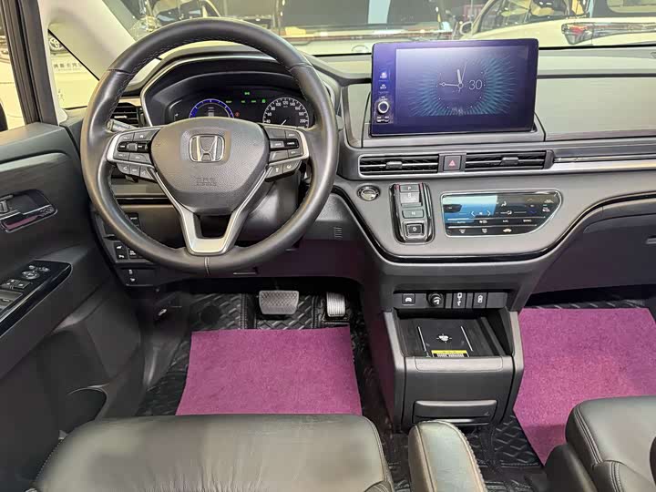 Фото 14 - Honda Elysion