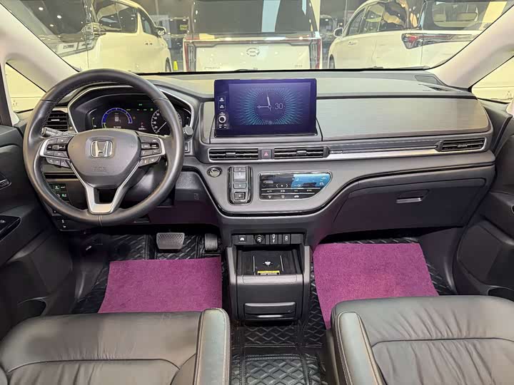 Фото 16 - Honda Elysion