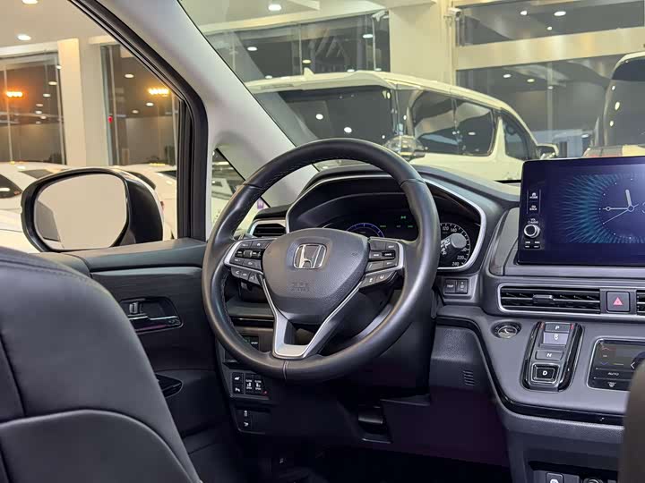 Фото 17 - Honda Elysion