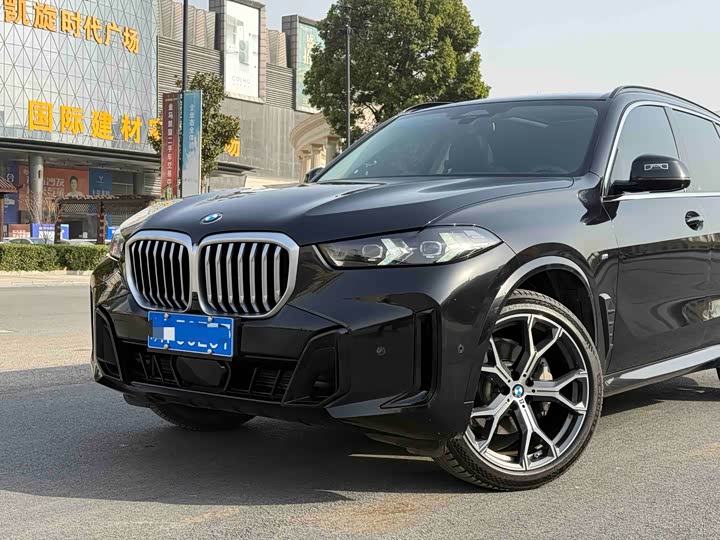 Фото 2 - BMW X5