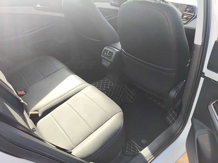 Фото 8 - Jetta VS7