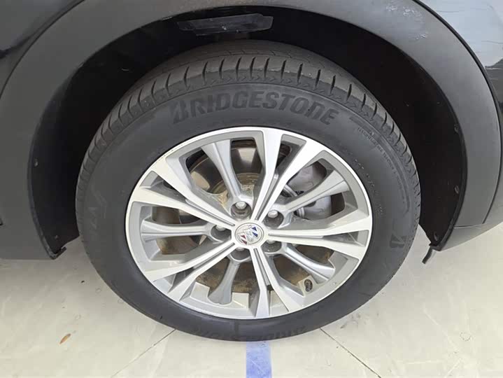 Фото 6 - Buick Envision Plus