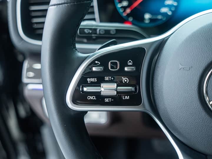 Фото 16 - Mercedes-Benz GLE-Class