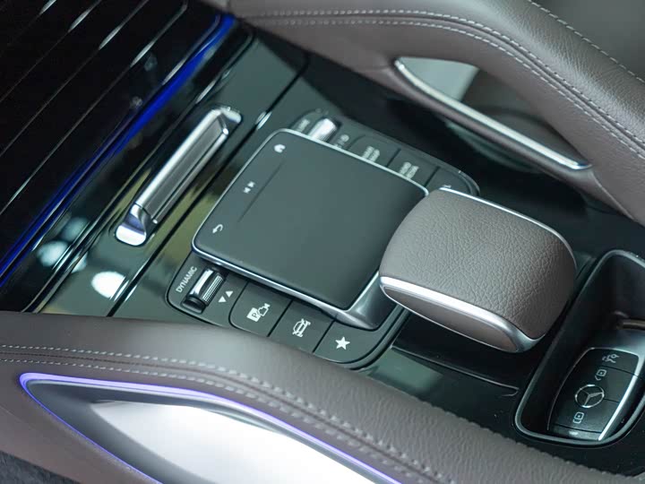 Фото 20 - Mercedes-Benz GLE-Class