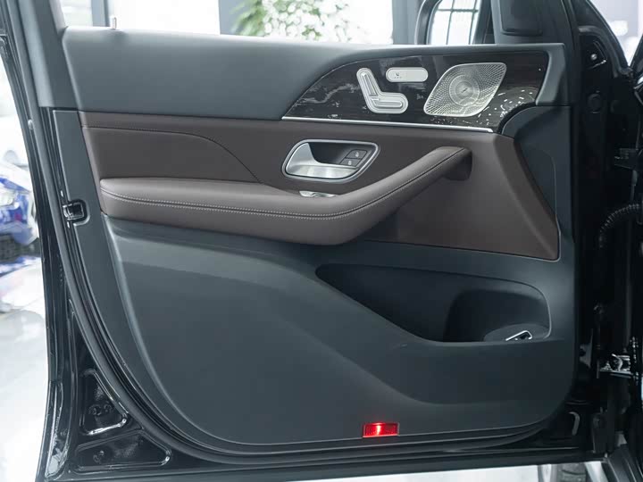 Фото 21 - Mercedes-Benz GLE-Class